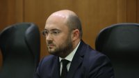 Проверяват хосписите и домовете за възрастни хора в цялата страна