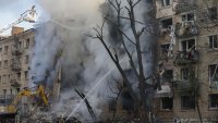 Нощна размяна на удари между Русия и Украйна, свалени са дронове