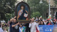 "Шествие за семейството" с послание за защита на семейството, вярата и бъдещето на България