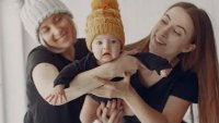 Италианските деца вече могат да имат две майки