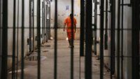 Франция прави два специални затвора за наркобарони