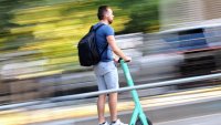 Кабинетът с нови правила за регистрацията на е-тротинетки