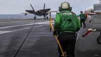 Защо Кралският флот на Обединеното кралство заменя разрушителите с дронове