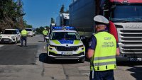 Интензивно полицейско присъствие по пътищата