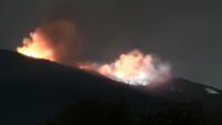 Вятърът разпали нов пожар до оръжейните складове