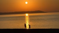 Днес гръмотевични бури и градушки, но слънце край морето
