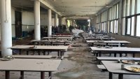 Най-малко 30 тела са извадени от общежитието, върху което се разби самолетът на Air India