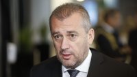 Спрени са съмнителни процедури за над 350 млн. евро в НКЖИ 