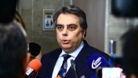 Василев: Няма как да има нормално общество, ако си изгоним лекарите