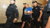 Съдът остави в ареста Стоян, подпалил умишлено пожара във Велико Търново СНИМКИ