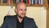 Тачев: Рекордно ниската активност върна интригата на балотажа