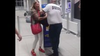 Скандал заради ръчен багаж с Ryanair: Има ли насилие над плачеща жена на летището? ВИДЕО