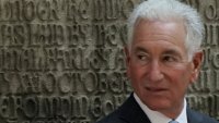 Сватът на Тръмп Чарлз Къшнър отива посланик на САЩ във Франция