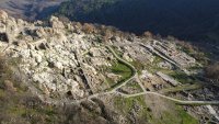 Мавзолей от късноримската епоха откриха археолозите на Перперикон