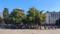 Чудотворната хавайска Богородица остава в София и днес