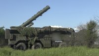 Сирски: Русия с "пълзящо" напредване на източния фронт с Украйна