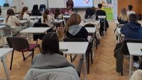 Над 110 000 седмокласници и десетокласници са на изпит по БЕЛ
