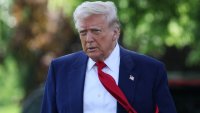 Доналд Тръмп блокира $4,9 млрд. за чуждестранна помощ