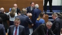Свалянето на имунитетите на депутати отпадна от дневния ред на НС
