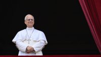 Братът на новия папа Лъв XIV нарече Нанси Пелоси "пияница"