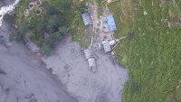 Ново внезапно наводнение помете къщи в Непал  ВИДЕО