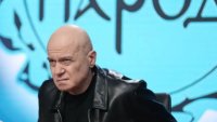 Трифонов: Лъжат ни, а Радев удобно се скaта