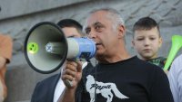 Бащата на Кирил Петков: Предатели, по-добре ПП да изчезне