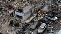 Хората си мислят, че знаят какво е война - реалността в Украйна е смесица от ужас и ежедневие