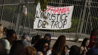 Протести във Франция след смъртта на 11-годишно момиче
