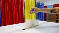 Джордже Симион срещу Никушор Дан на балотажа на президентския вот в Румъния