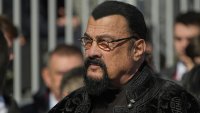 Холивудската звезда Стивън Сегал с нов филм, ще снима в Белград