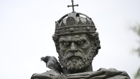 На ОМО "Илинден-Пирин" им се прииска: Мощите на цар Самуил може да не са негови