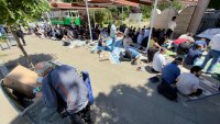 В кадър: Мюсюлманският свят отбелязва Курбан Байрам