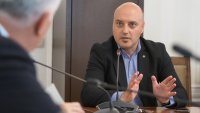 Славов пита: Как Невзоров е експулсиран и после е светкавично върнат в България?