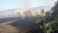 Два пожара горят в Хасковско, битката с огъня в Сакар продължава