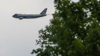 Инцидент с Air Force One забави Тръмп с 20 минути, какви са версиите? ВИДЕО