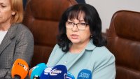 Петкова: Кабинетът няма да позволи необосновано покачване на цените