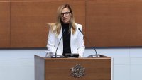 Петрова за Искандер Махмудов: Защитаваме националния интерес