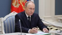 Владимир Путин наблюдава учение на руските стратегически ядрени сили