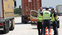Шофьор на камион блъсна и уби служител на пристанището в Бургас 