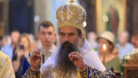 Вярващи освиркваха Митрофанова в "Св. Неделя", патриарх Даниил прекъсне литургията