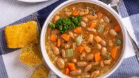 Рецептата Dnes: Боб чорба за коледните пости