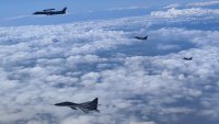 Изтребителите F-16 ще поемат бойни дежурства, когато пилотите са готови