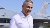 Финално: Гюров обявява кандидатурата си за президент на 1 септември 