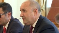 Китайски инвестиции, директни полети до Пекин и още
