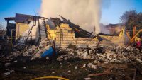Зеленски: Руски атаки нанесоха щети в 13 области на Украйна, 17 са ранени в Одеса