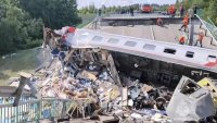 Двама загинали и над 190 ранени след историческата титла на ПСЖ СНИМКИ