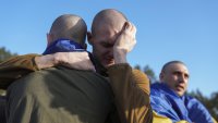 В Русия примамват украинските военнопленници: Елате на наша страна, за да превземем Европа заедно