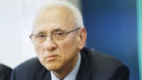 Здравният министър не знае има ли решение за нов кабинет