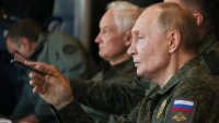 Защо жените влизат в руската армия: за пари, за облаги, от патриотизъм?